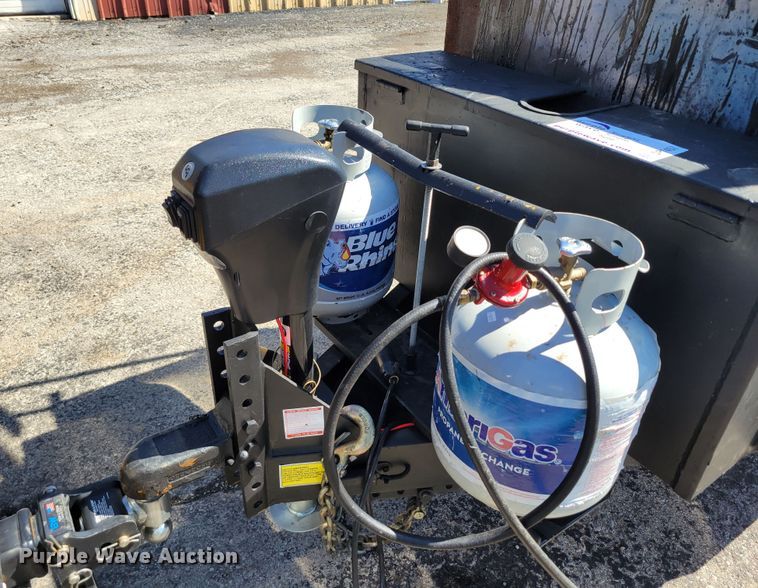 image for item DP1457 2020 Sealrite  SR550 seal coat trailer