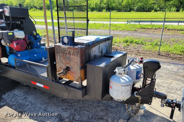 image for item DP1457 2020 Sealrite  SR550 seal coat trailer