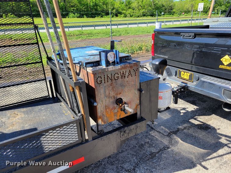 image for item DP1457 2020 Sealrite  SR550 seal coat trailer