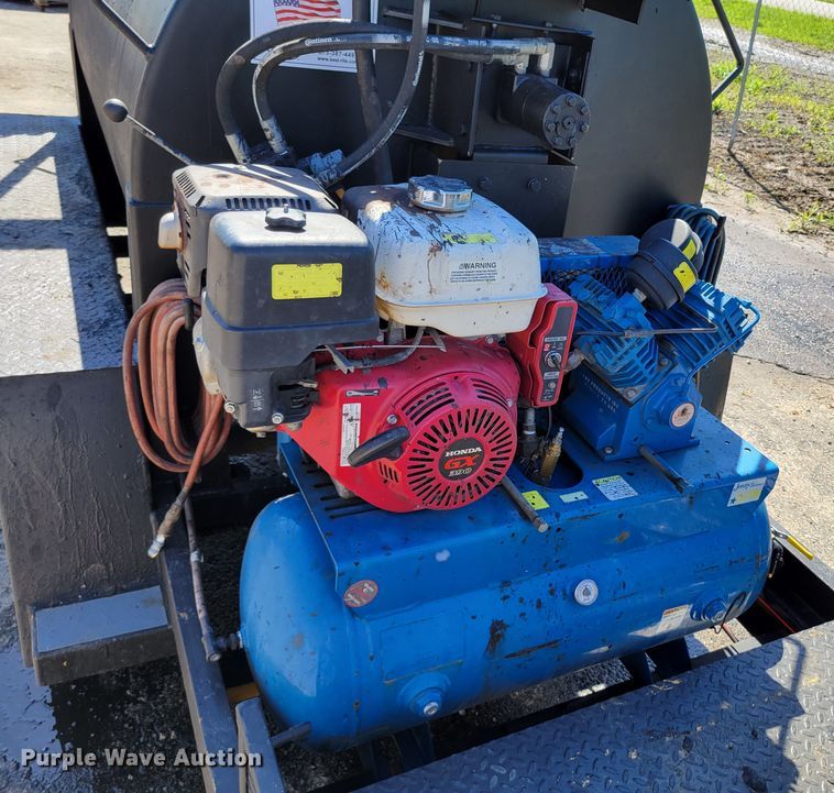 image for item DP1457 2020 Sealrite  SR550 seal coat trailer