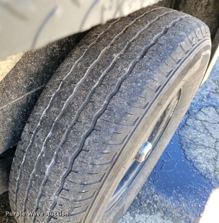 image for item DP1457 2020 Sealrite  SR550 seal coat trailer