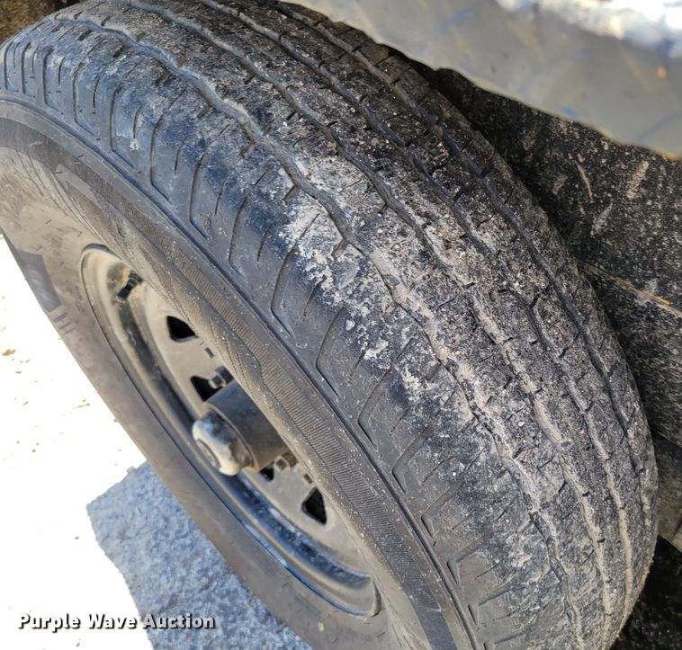 image for item DP1457 2020 Sealrite  SR550 seal coat trailer