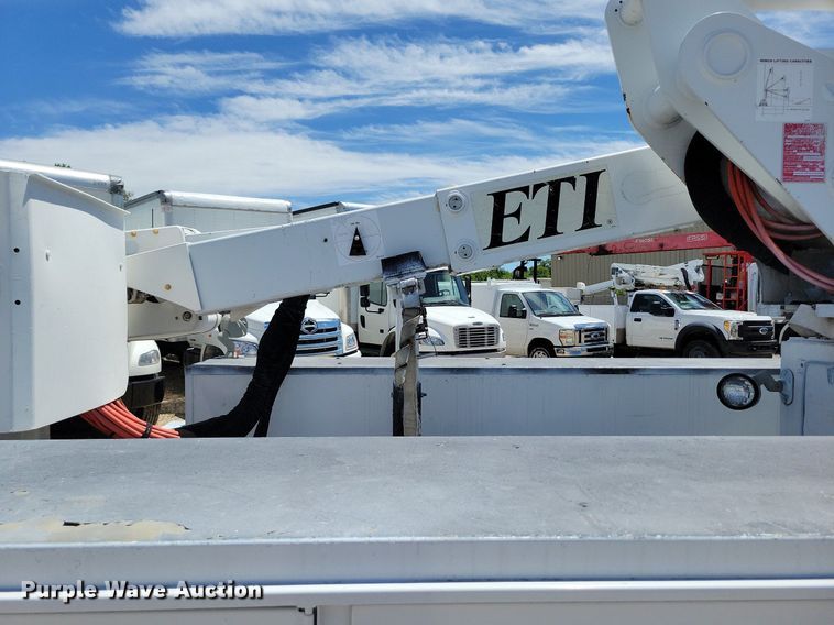 image for item DP1460 2012 Ford F550 Super Duty XL bucket truck