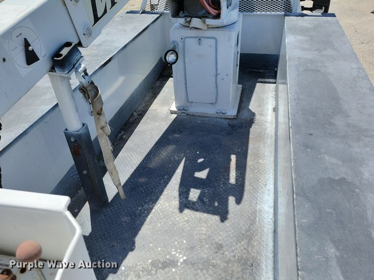 image for item DP1460 2012 Ford F550 Super Duty XL bucket truck