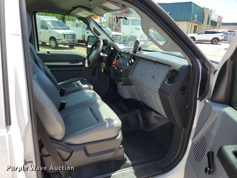 image for item DP1460 2012 Ford F550 Super Duty XL bucket truck