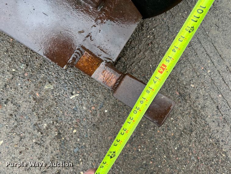 image for item DQ0800 Pemberton  excavator shear