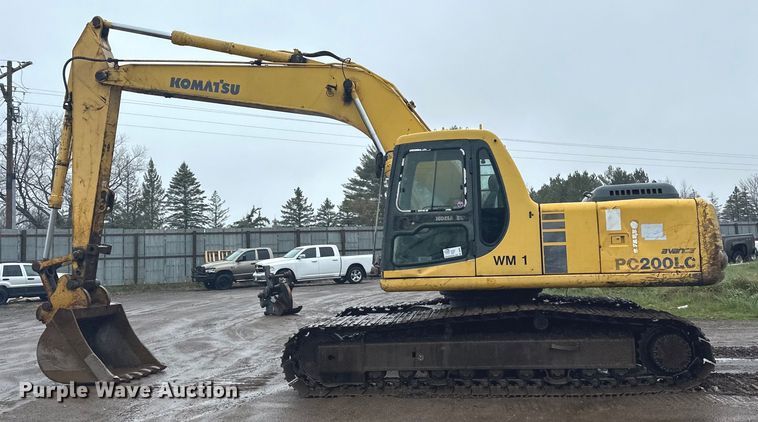 image for item DQ0801 Komatsu PC200LC excavator