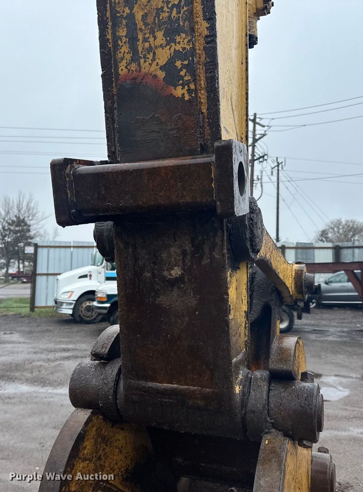 image for item DQ0801 Komatsu PC200LC excavator