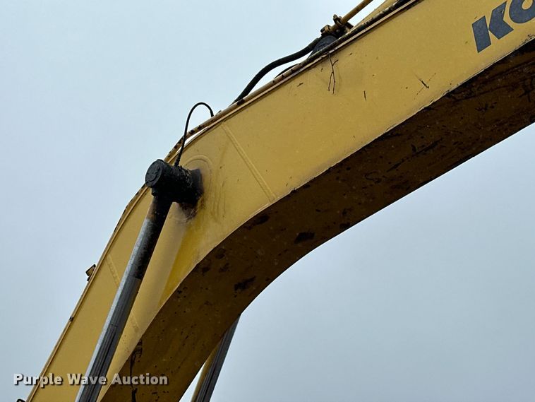 image for item DQ0801 Komatsu PC200LC excavator