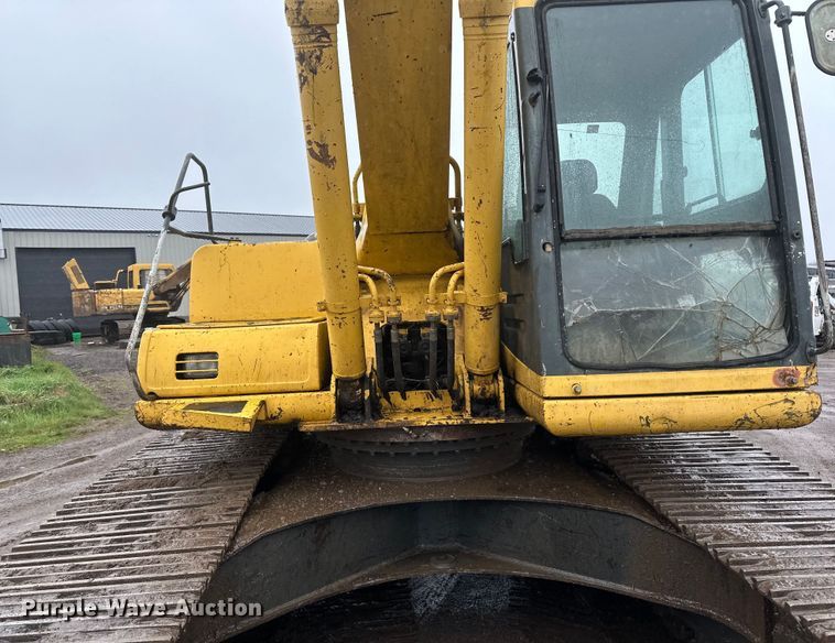 image for item DQ0801 Komatsu PC200LC excavator