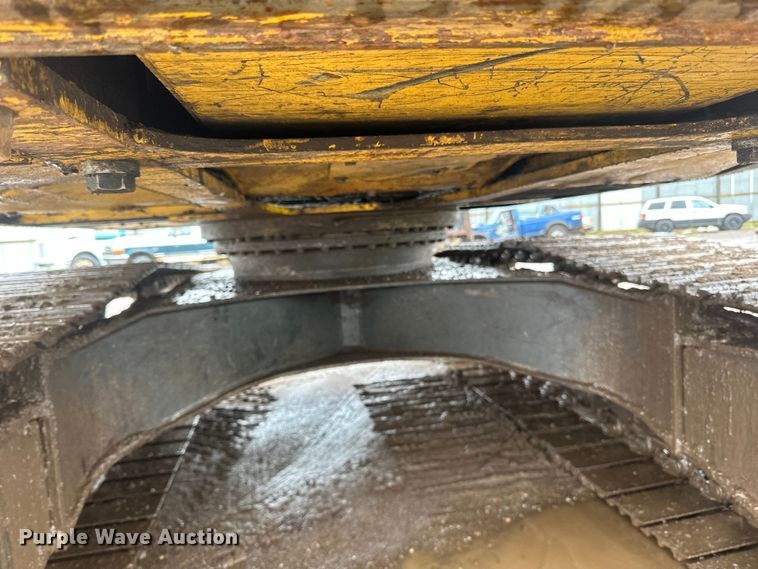 image for item DQ0801 Komatsu PC200LC excavator