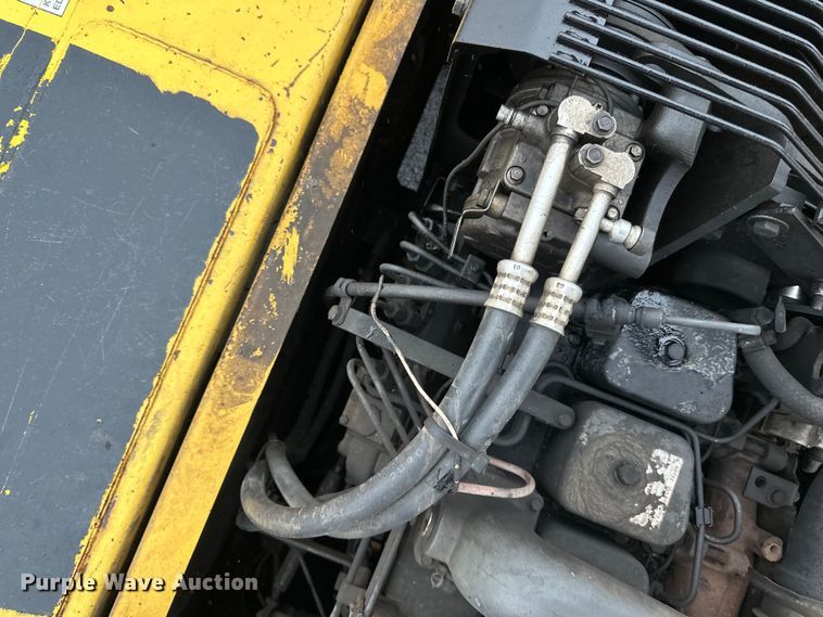 image for item DQ0801 Komatsu PC200LC excavator