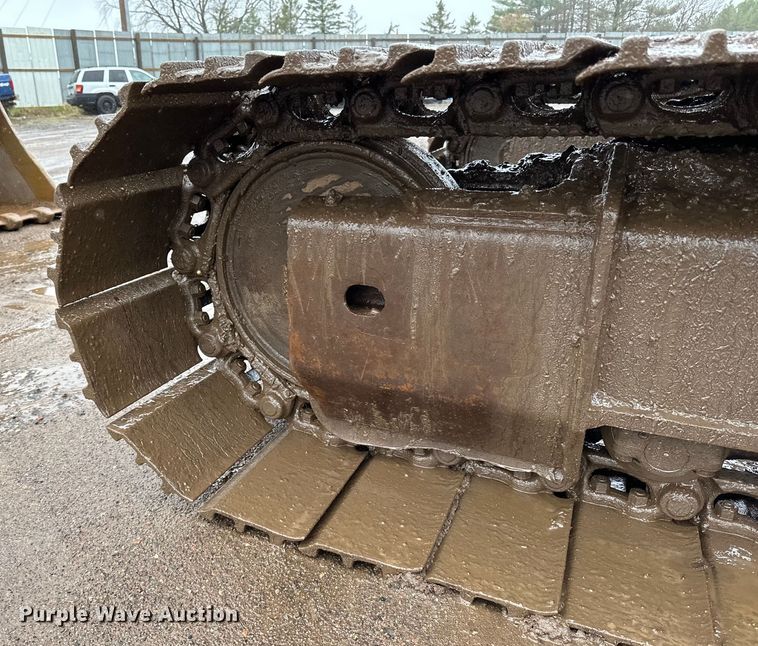 image for item DQ0801 Komatsu PC200LC excavator