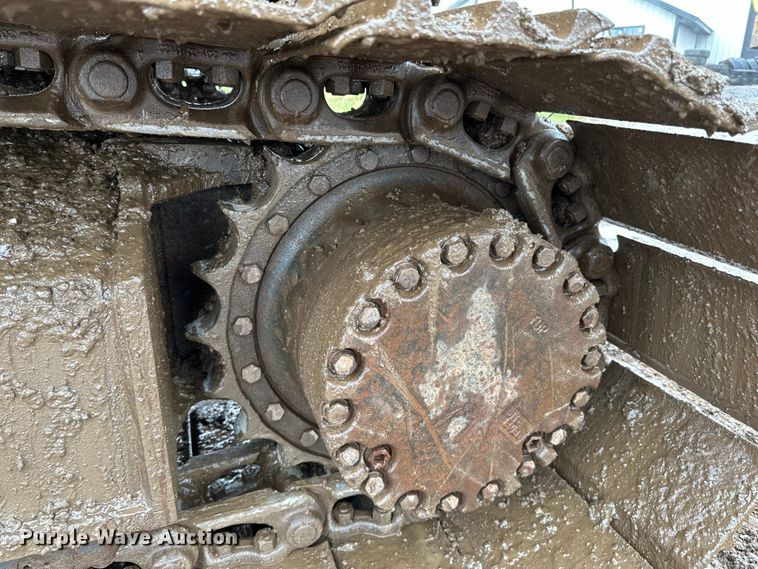 image for item DQ0801 Komatsu PC200LC excavator