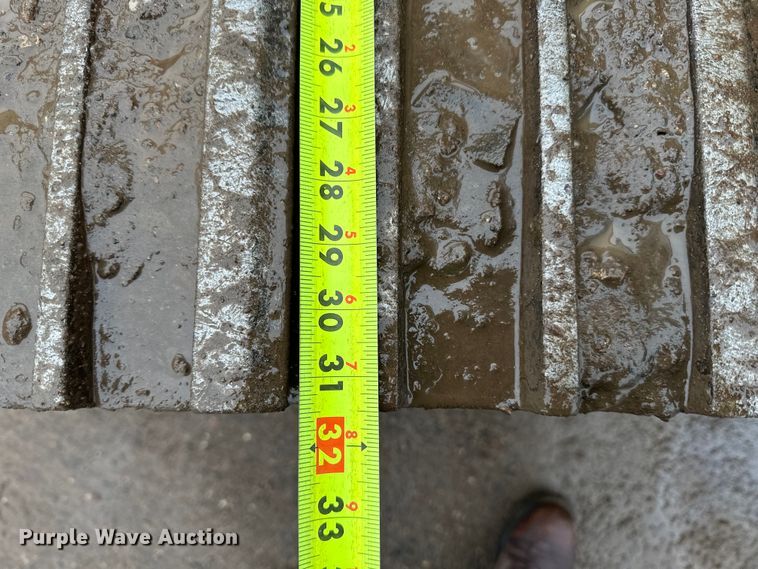 image for item DQ0801 Komatsu PC200LC excavator