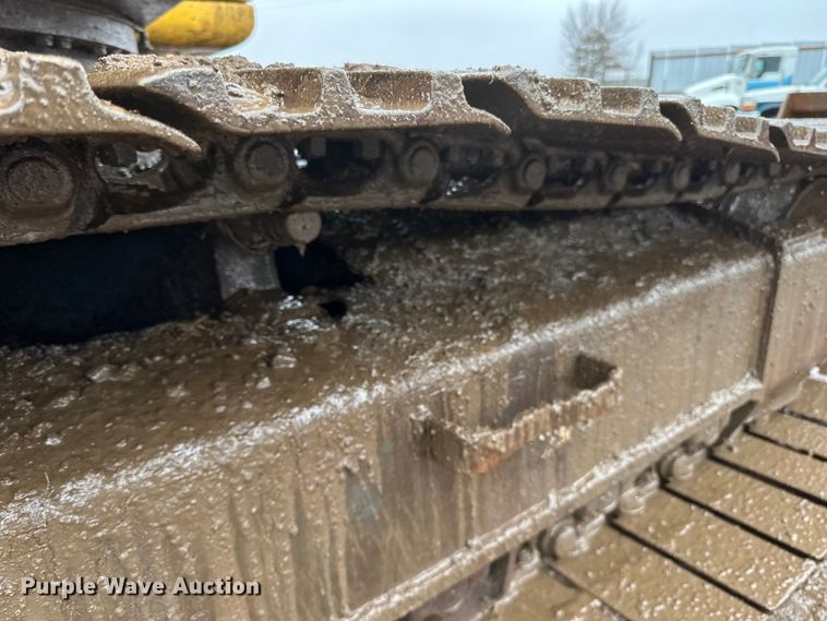 image for item DQ0801 Komatsu PC200LC excavator