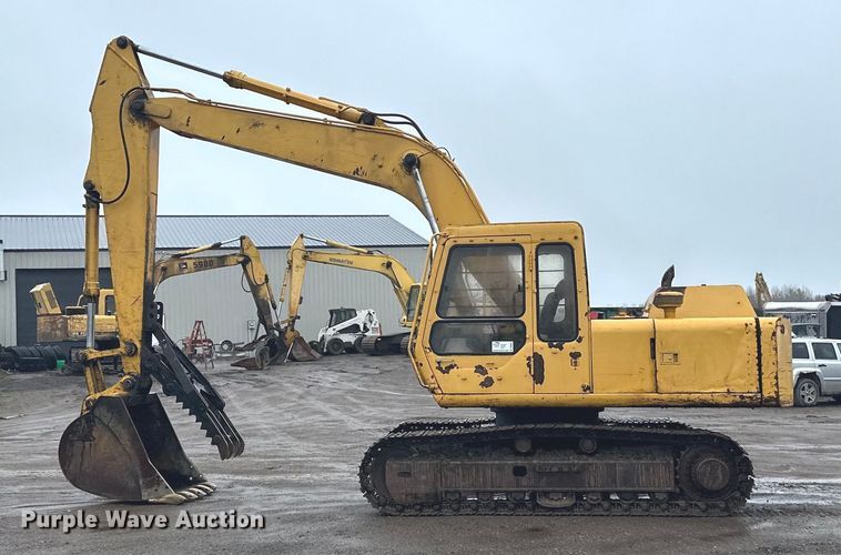 image for item DQ0802 1991 John Deere 590D excavator