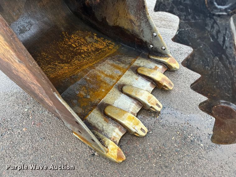 image for item DQ0802 1991 John Deere 590D excavator