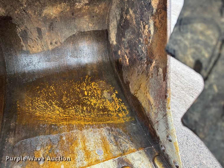 image for item DQ0802 1991 John Deere 590D excavator