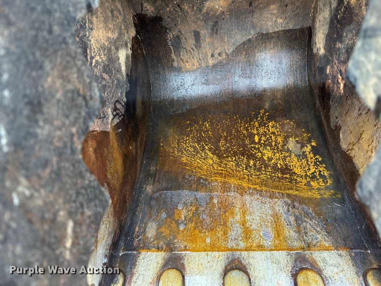 image for item DQ0802 1991 John Deere 590D excavator