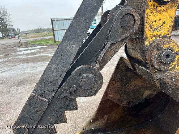 image for item DQ0802 1991 John Deere 590D excavator