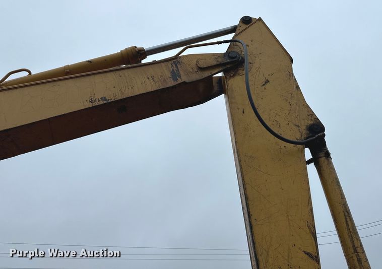 image for item DQ0802 1991 John Deere 590D excavator