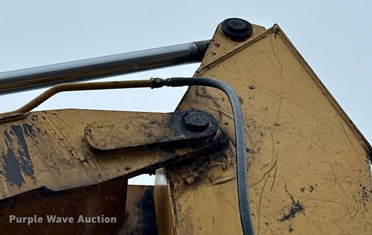 image for item DQ0802 1991 John Deere 590D excavator