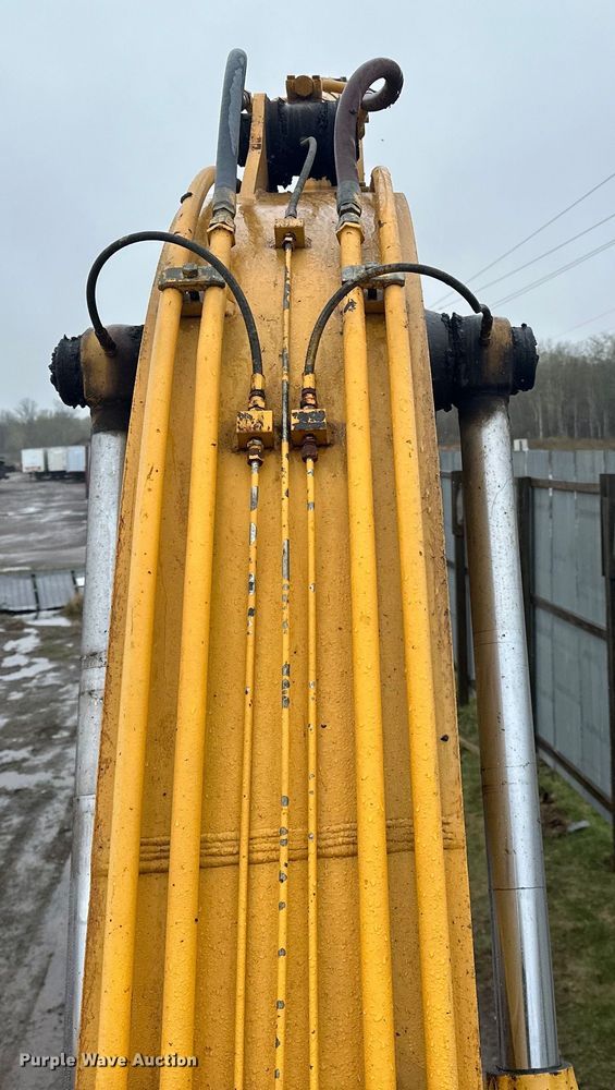 image for item DQ0802 1991 John Deere 590D excavator