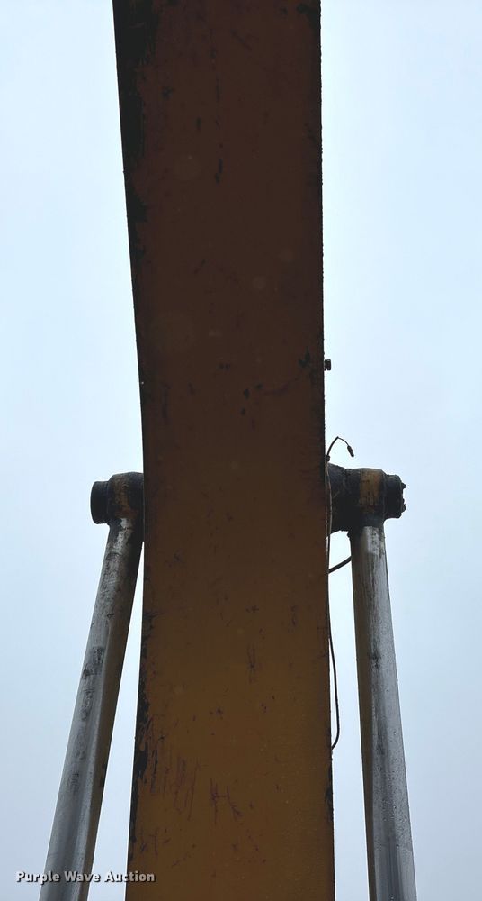 image for item DQ0802 1991 John Deere 590D excavator