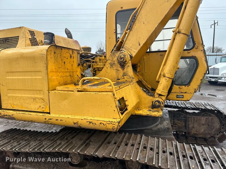 image for item DQ0802 1991 John Deere 590D excavator