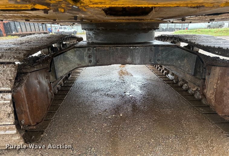 image for item DQ0802 1991 John Deere 590D excavator