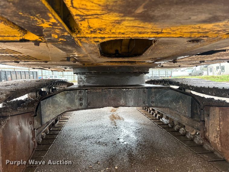 image for item DQ0802 1991 John Deere 590D excavator