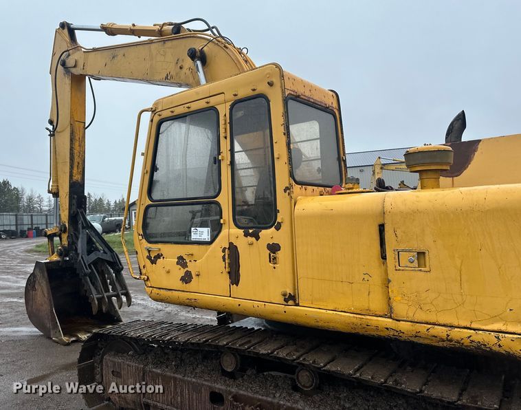 image for item DQ0802 1991 John Deere 590D excavator