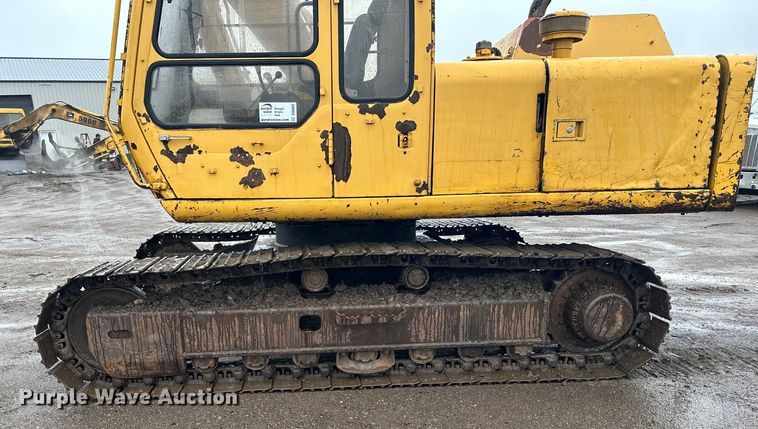 image for item DQ0802 1991 John Deere 590D excavator