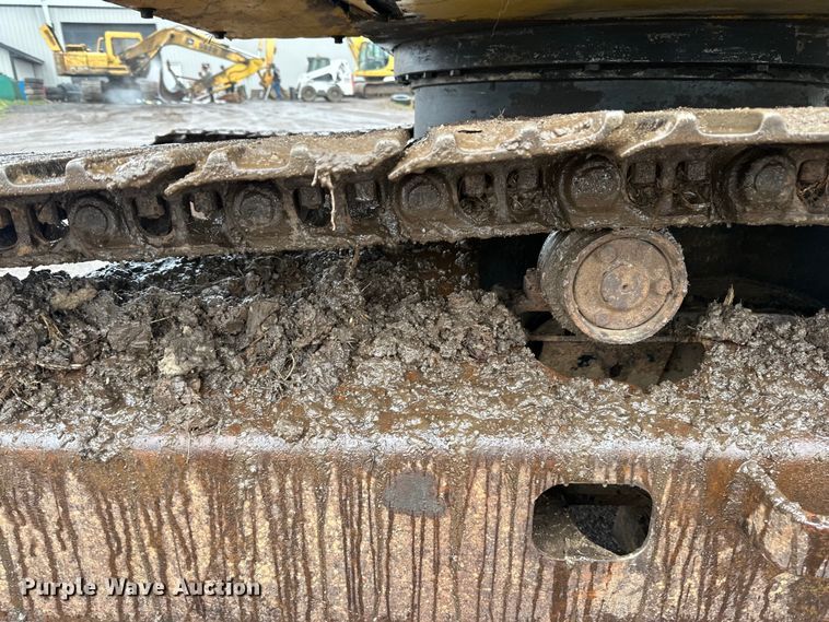 image for item DQ0802 1991 John Deere 590D excavator