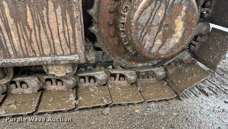 image for item DQ0802 1991 John Deere 590D excavator