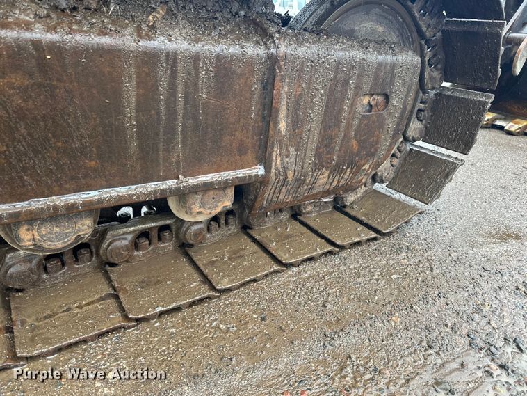 image for item DQ0802 1991 John Deere 590D excavator