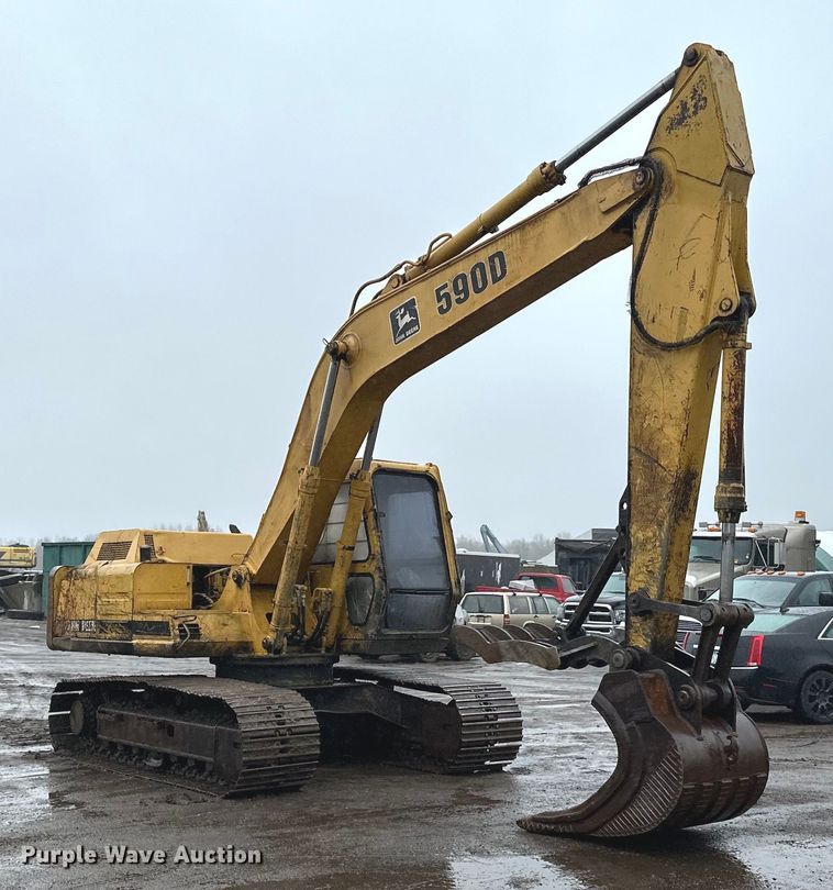 image for item DQ0804 John Deere 590D excavator