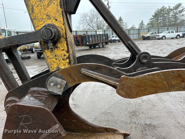 image for item DQ0804 John Deere 590D excavator