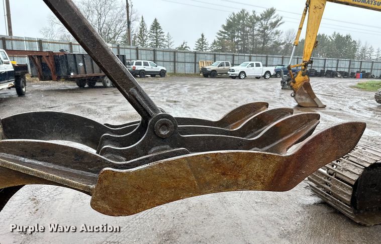 image for item DQ0804 John Deere 590D excavator