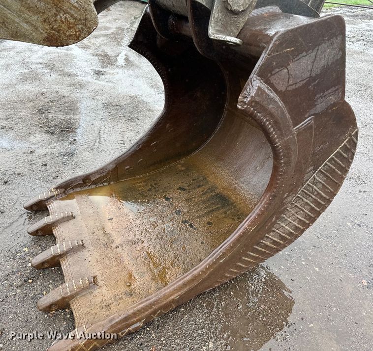 image for item DQ0804 John Deere 590D excavator