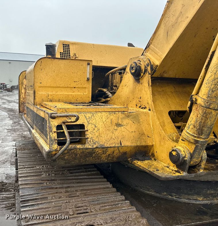 image for item DQ0804 John Deere 590D excavator