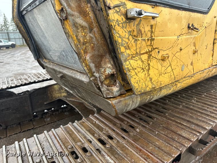 image for item DQ0804 John Deere 590D excavator