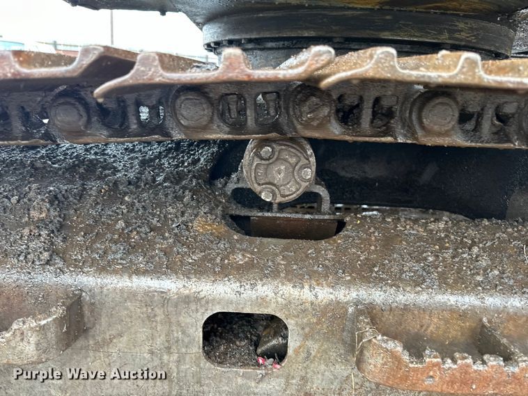 image for item DQ0804 John Deere 590D excavator