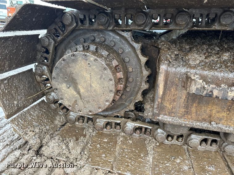 image for item DQ0804 John Deere 590D excavator