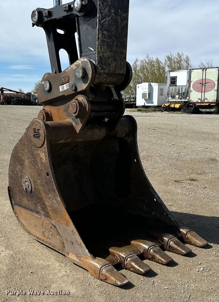 image for item DQ0814 2019 John Deere 350G LC excavator