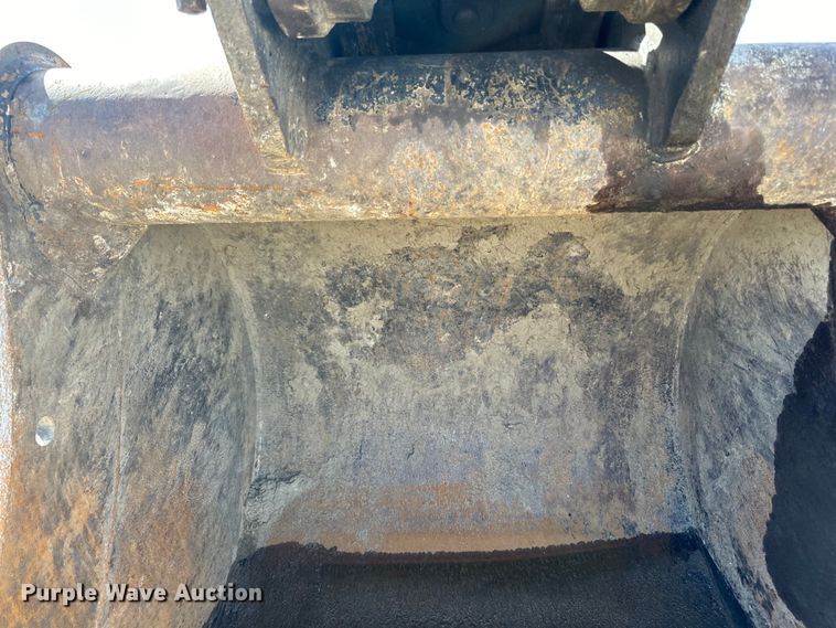 image for item DQ0814 2019 John Deere 350G LC excavator