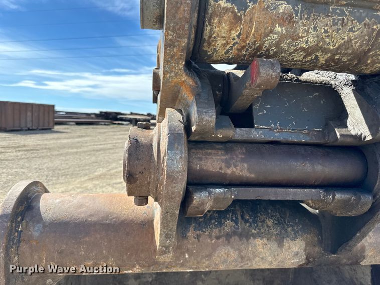 image for item DQ0814 2019 John Deere 350G LC excavator