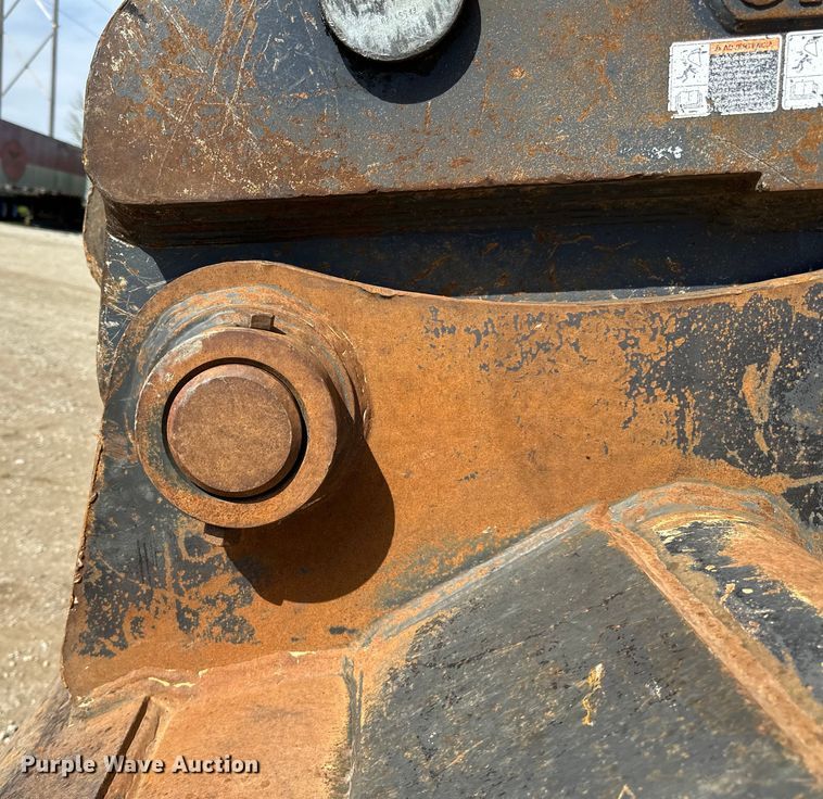 image for item DQ0814 2019 John Deere 350G LC excavator