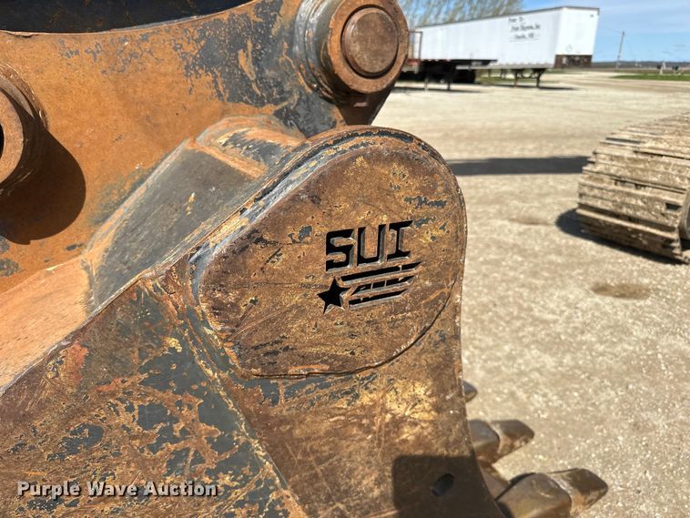 image for item DQ0814 2019 John Deere 350G LC excavator